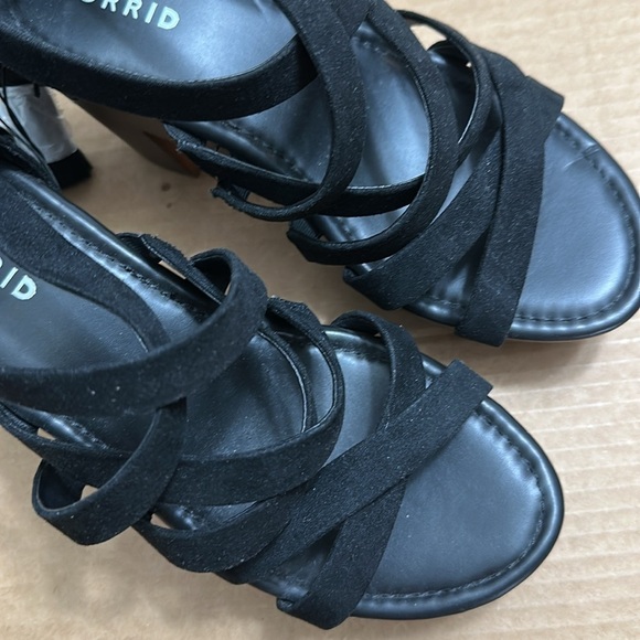 Torrid Black Strappy Ankle Wrap Wooden Heel Chunky Sandals Womens Size 8.5 NWT - Picture 6 of 14